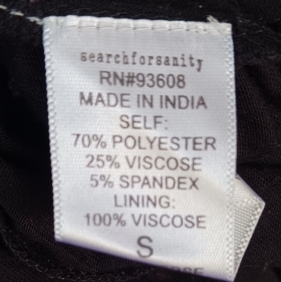 Search for Sanity embroidered size S mini skirt with lining - Picture 5 of 5